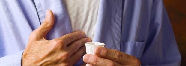 Описание основных причин появления постоянной изжоги после еды и способов её устранения