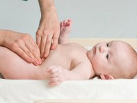 Особенности лечения запора у грудничка: советы доктора Комаровского