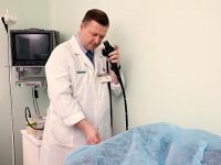 На лечении чего специализируется врач проктолог?